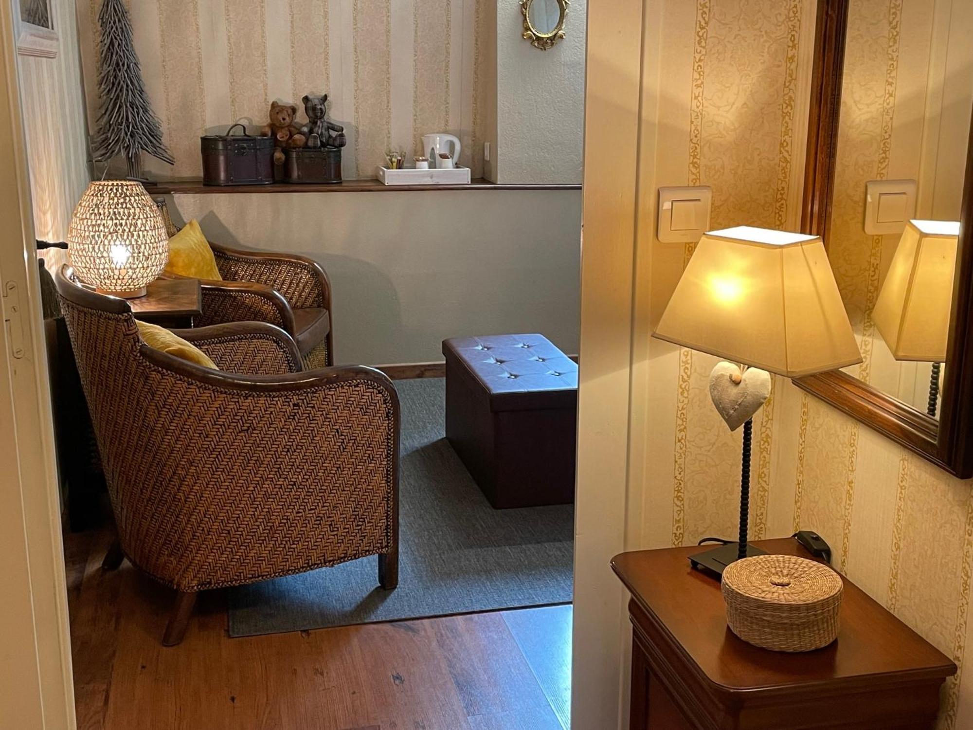 Maison D'Hotes Et Gites La Chouannerie A Cote Du Parc Du Puy Dufou Pouzauges Eksteriør bilde
